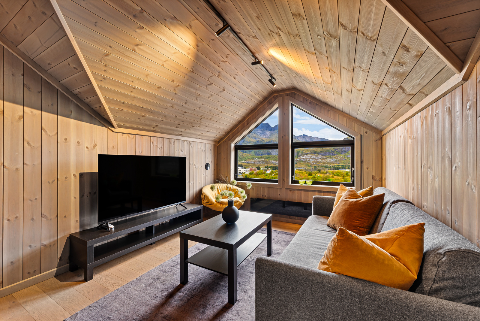 Loftstue med skråtak